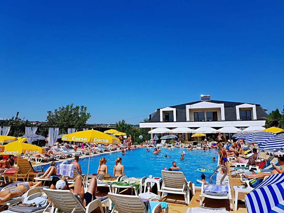 Complex Eos Hotel Valea Lupului  Exterior photo